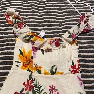 New. Off shoulder summer dress